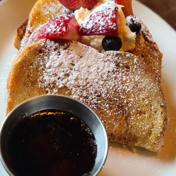 Urban - creme brulee French toast - Breakfast & Brunch Near Me - Kansas City, Missouri Urban - creme brulee French toast - Breakfast & Brunch Near Me - Kansas City, Missouri