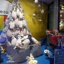 Centro Comercial MN4 - Un árbol de jamones. Me da que sortean cositas.