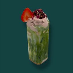 Must Have Coffee - Strawberry rose matcha