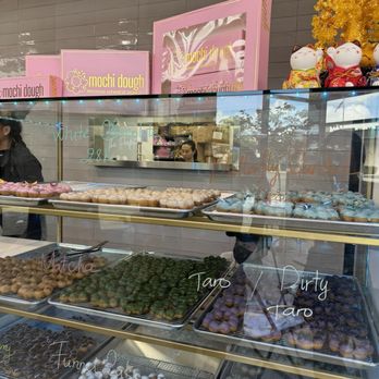 BOBER Tea & Coffee - Mochi donuts - Bubble Tea Near Me - San Diego, California