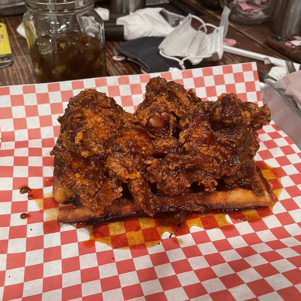 Luella's Southern Kitchen - Nashville Hot Chicken and Waffles - Southern Near Me - Chicago, Illinois Luella's Southern Kitchen - Nashville Hot Chicken and Waffles - Southern Near Me - Chicago, Illinois