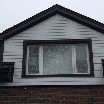 Petra - Black soffit Fascia and eavestrough - General Contractors Near Me - Hamilton, Ontario Petra - Black soffit Fascia and eavestrough - General Contractors Near Me - Hamilton, Ontario