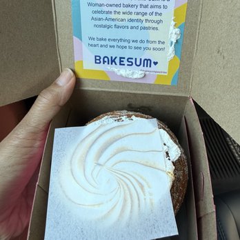 Bake Sum - Merengue pastry - Desserts Near Me - Oakland, California