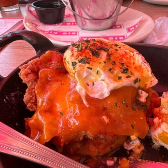 Big Pink - Fried Chicken & Waffle Benny - Pizza Near Me - Miami Beach, Florida