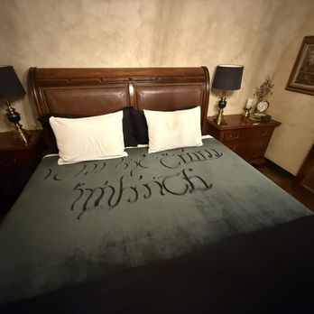Burrowdale Inn - Welcome message written in Elvish - Bed & Breakfast Near Me - Bella Vista, California Burrowdale Inn - Welcome message written in Elvish - Bed & Breakfast Near Me - Bella Vista, California