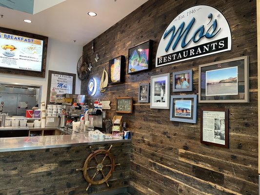 Mo’s Seafood and Chowder - PDX by null