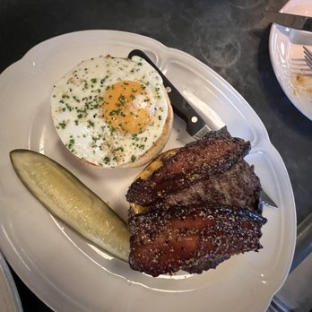 Au Cheval - Bars Near Me - Chicago, Illinois