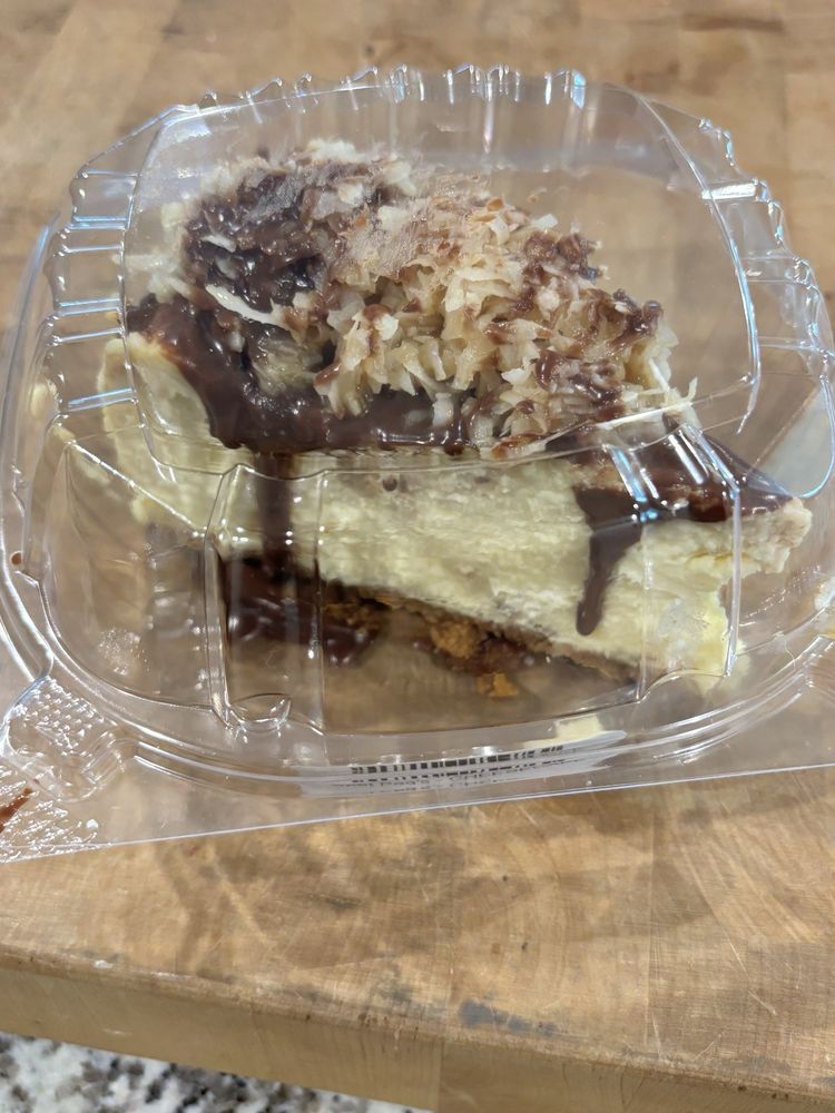 Taylor's Farm Market Logo