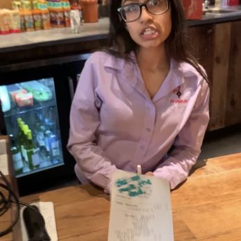 Nando's Peri-Peri - The most rude and ignorant manger I ever met in my life. Literally don't know how to do her job !! - South African Near Me - Wheaton, Maryland
