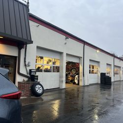 Corsi Tire - Outside view of garage