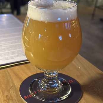 Brewer's Tap & Table - Harmonic wavelengths dipa - New American Near Me - Waltham, Massachusetts