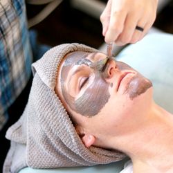 Collage Spa - Eminence Organic Facials