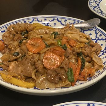 TomYumKung Thai Cafe - N4. Drunken Noodles - Thai Near Me - Carrollton, Texas
