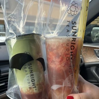 Sunright Tea Studio - Strawberry matcha latte & strawberry jasmine tea with lychee - Bubble Tea Near Me - Federal Way, Washington