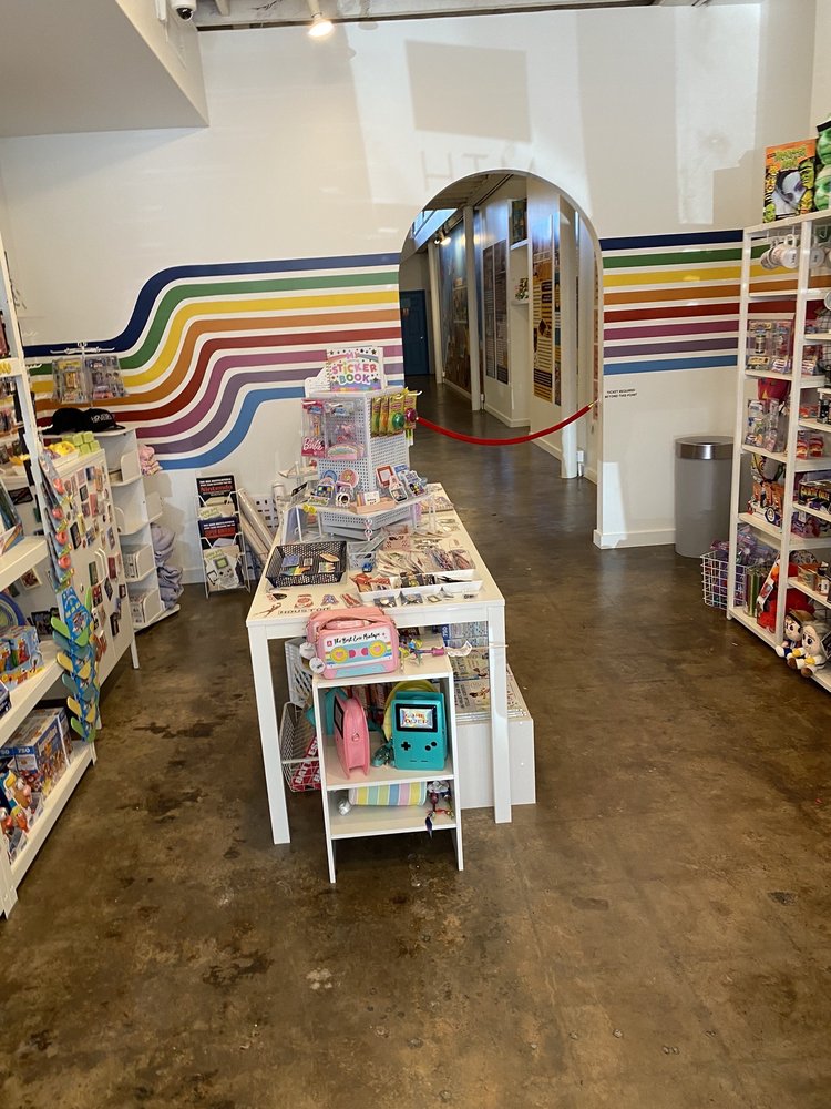 HOUSTON TOY MUSEUM 75 Photos 321 W 19th St, Houston, Texas