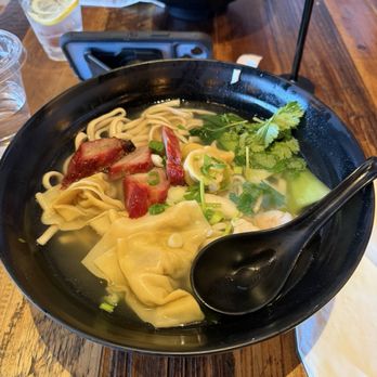 Noodleholics - House Wonton / 本樓雲吞麵 - Noodles Near Me - Oro Valley, Arizona