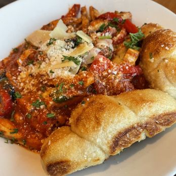 Goodfellas Woodfired Pizza - Angel Hair with Chicken and Peppers - Pizza Near Me - The Colony, Texas