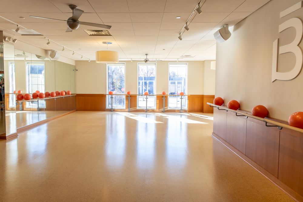 Social spots from barre3 - Rosemont
