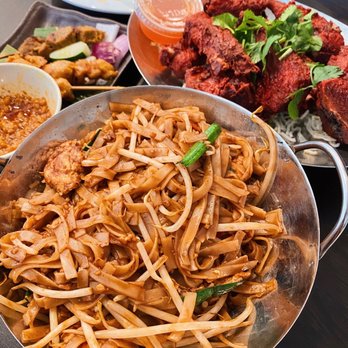 Penang - Chow Kueh Teow ($10) - Malaysian Near Me - Waltham, Massachusetts Penang - Chow Kueh Teow ($10) - Malaysian Near Me - Waltham, Massachusetts