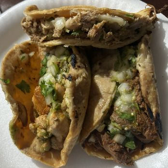 Roadside Taco - Chicken Birria, Carne Asada and Chicken Tacos - Tacos Near Me - Studio City, California