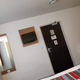 Super cheap hotel. The location is a 10/10 seconds from being in the middle of all the shopping and tourism.