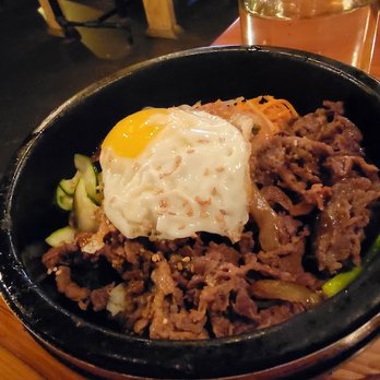 SSAM - Dolsot bibimbap with jeyuk/stir fried pork. Pork was tasty. Rice didn't become crispy as the bowl wasn't hot enough. Ehh - Korean Near Me - Brooklyn, New York