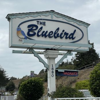 Bluebird Inn - Signage - Hotels Near Me - Cambria, California Bluebird Inn - Signage - Hotels Near Me - Cambria, California