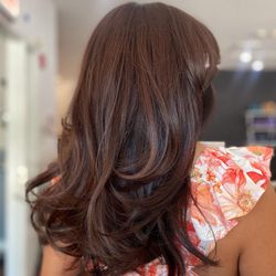 Salon Eighty8