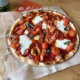 Red Vine Pizza Red Vine Pizza