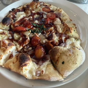 THE LOOP RESTAURANT - Bbq chicken pizza - Pizza Near Me - Fernandina Beach, Florida THE LOOP RESTAURANT - Bbq chicken pizza - Pizza Near Me - Fernandina Beach, Florida