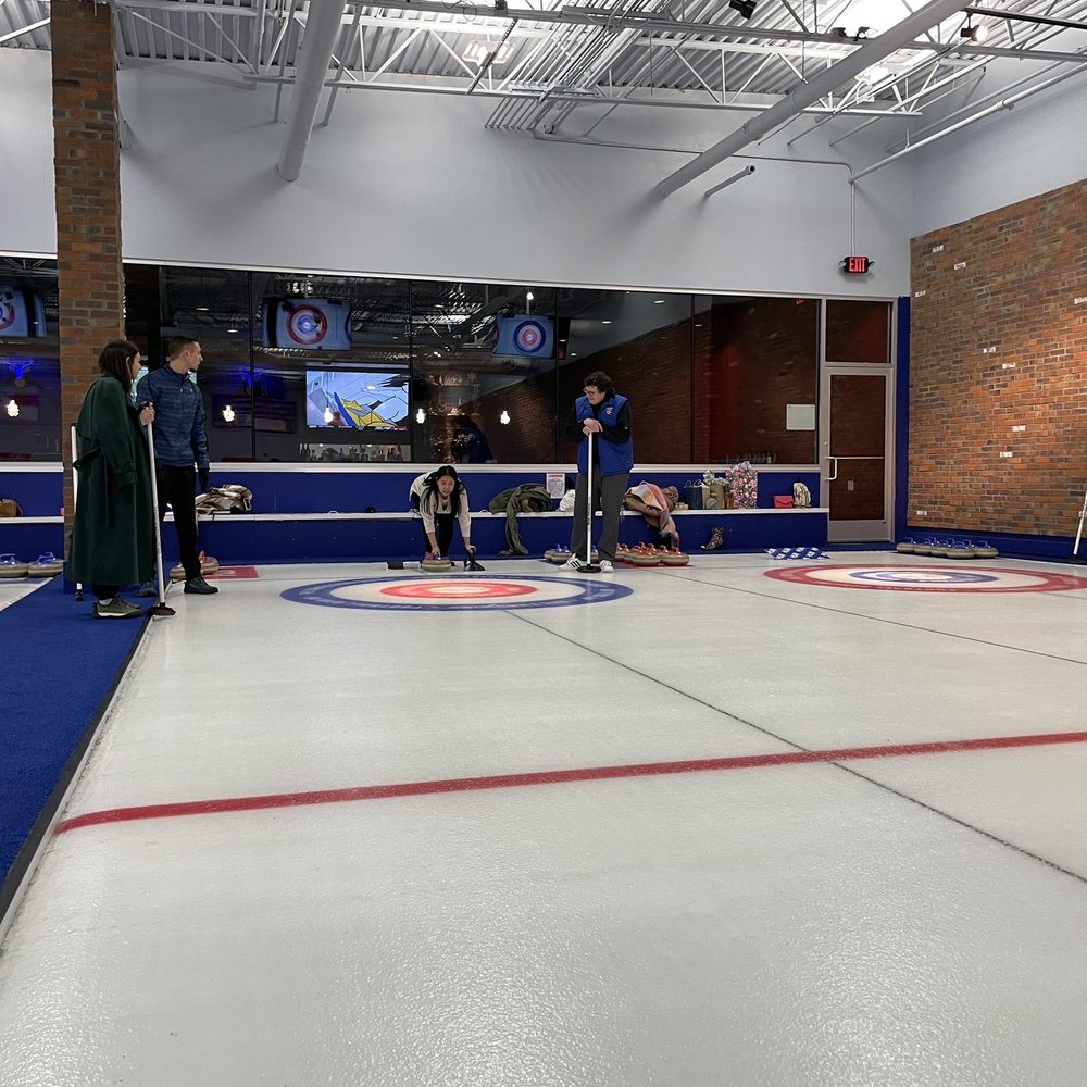 HUB Stadium Novi - Curling @ The HUB Stadium Novi - Lounges Near Me - Novi, Michigan HUB Stadium Novi - Curling @ The HUB Stadium Novi - Lounges Near Me - Novi, Michigan