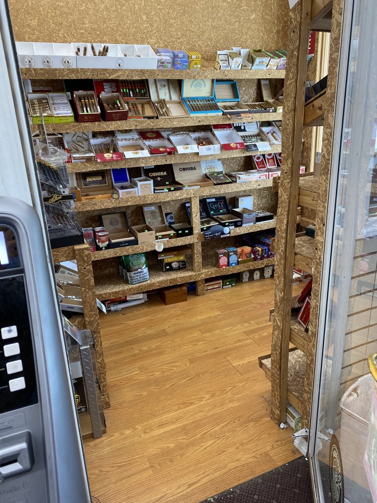 CARDSMART 910 Montauk Hwy, Copiague, New York Gift Shops Yelp