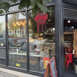 Casa Eatalia - Front of cafe~