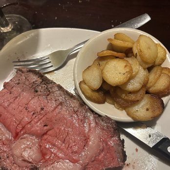 Emmy's Time Out Tavern - Prime rib and fried potatoes - German Near Me - Deland, Florida Emmy's Time Out Tavern - Prime rib and fried potatoes - German Near Me - Deland, Florida