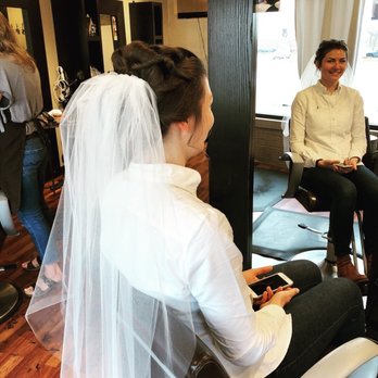 Deux Salon & Co. - Hair Salons Near Me - Elmhurst, Illinois