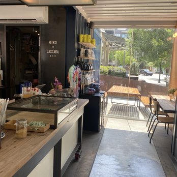 Brash Coffee - Inside - Coffee & Tea Near Me - Atlanta, Georgia