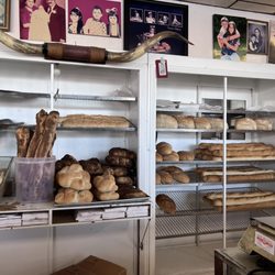 Vesuvio Bakery - Freshly baked bread