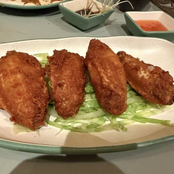 Tim Ho Wan - Crispy garlic chicken wings - Dim Sum Near Me - Irvine, California Tim Ho Wan - Crispy garlic chicken wings - Dim Sum Near Me - Irvine, California