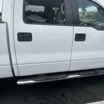 Fairfield by Marriott Inn & Suites Menifee - Busted window on hotel property - Hotels Near Me - Menifee, California Fairfield by Marriott Inn & Suites Menifee - Busted window on hotel property - Hotels Near Me - Menifee, California