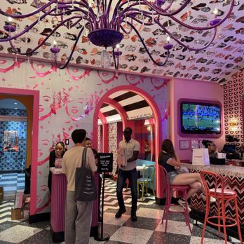 Serendipity 3 - Upper East Side - Desserts Near Me - New York, New York Serendipity 3 - Upper East Side - Desserts Near Me - New York, New York