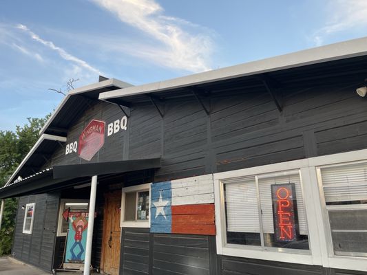 Wingman Brothers Smoke House by null