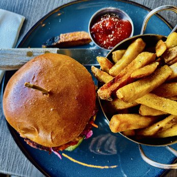 Hotel Sutter Restaurant - Salmon Burger and fries - New American Near Me - Sutter Creek, California