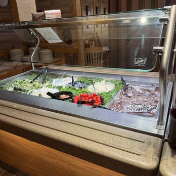 Granny's Kitchen - The buffet salad bar with lettuce mix, tomatoes & more. - Buffets Near Me - Cherokee, North Carolina Granny's Kitchen - The buffet salad bar with lettuce mix, tomatoes & more. - Buffets Near Me - Cherokee, North Carolina