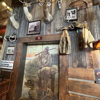 Bass Pro Shops - Outdoor Gear Near Me - Kodak, Tennessee