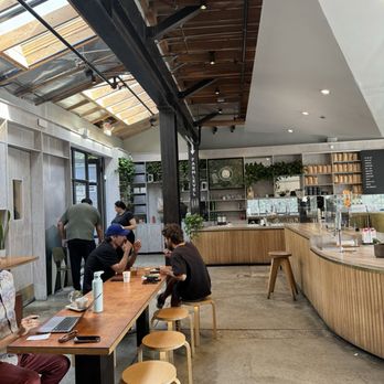 Verve Coffee Roasters - seating area - Coffee & Tea Near Me - Los Angeles, California Verve Coffee Roasters - seating area - Coffee & Tea Near Me - Los Angeles, California