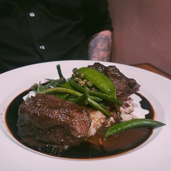The Farish House - entrée: short ribs - Wine Bars Near Me - Phoenix, Arizona The Farish House - entrée: short ribs - Wine Bars Near Me - Phoenix, Arizona