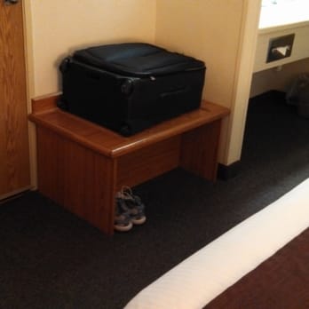 Best Western Plus Yakima Hotel - Even a place for my suitcase! - Hotels Near Me - Yakima, Washington Best Western Plus Yakima Hotel - Even a place for my suitcase! - Hotels Near Me - Yakima, Washington