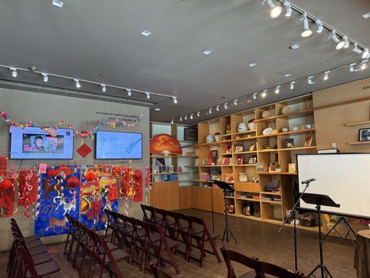 Museum of Chinese in America by null