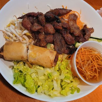 Pho 79 - Pork and egg roll vermicelli - huge portion! - Vietnamese Near Me - Omaha, Nebraska