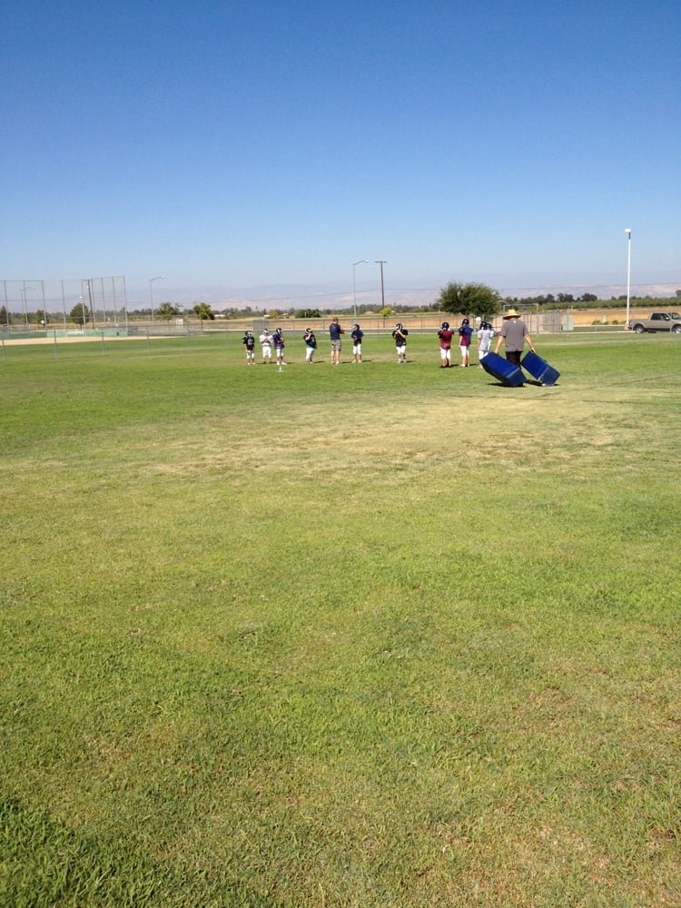 CLOVIS UNIFIED SCHOOL DISTRICT 4300 N De Wolf Ave, Clovis, California Middle Schools & High